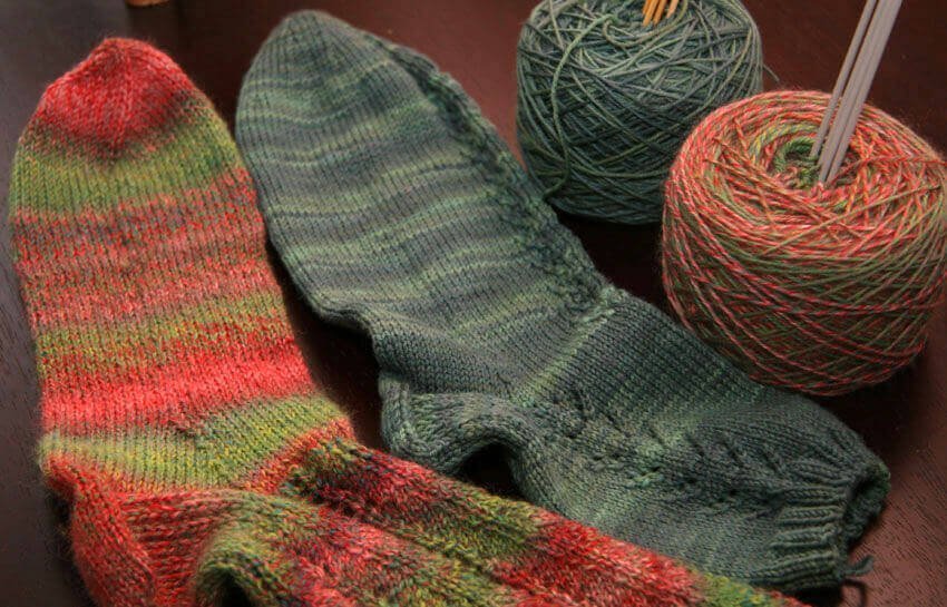 Chaussettes tricotées à l'aiguille pour la fête des mères