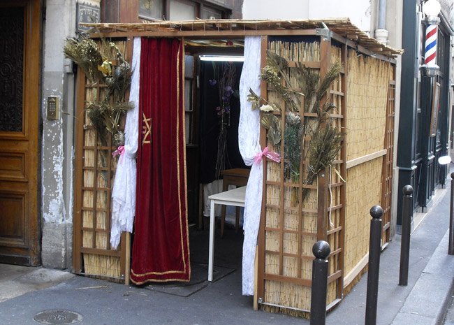 Cabane montée dans le maris à Paris en 2009, 18 rue des Ecouffes