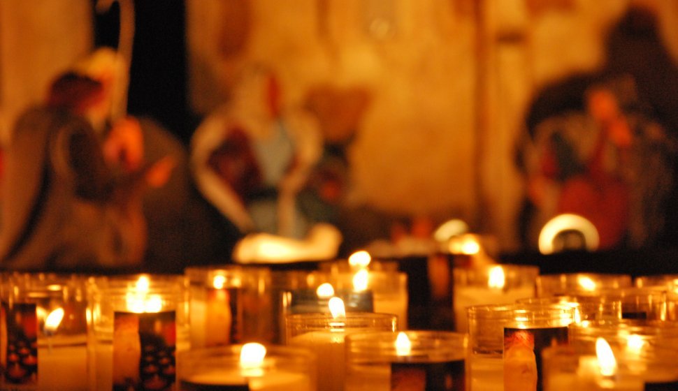 Éclairage traditionnel des processions, les lumignons éclairent toute la ville de Lyon pendant la fête des Lumières.