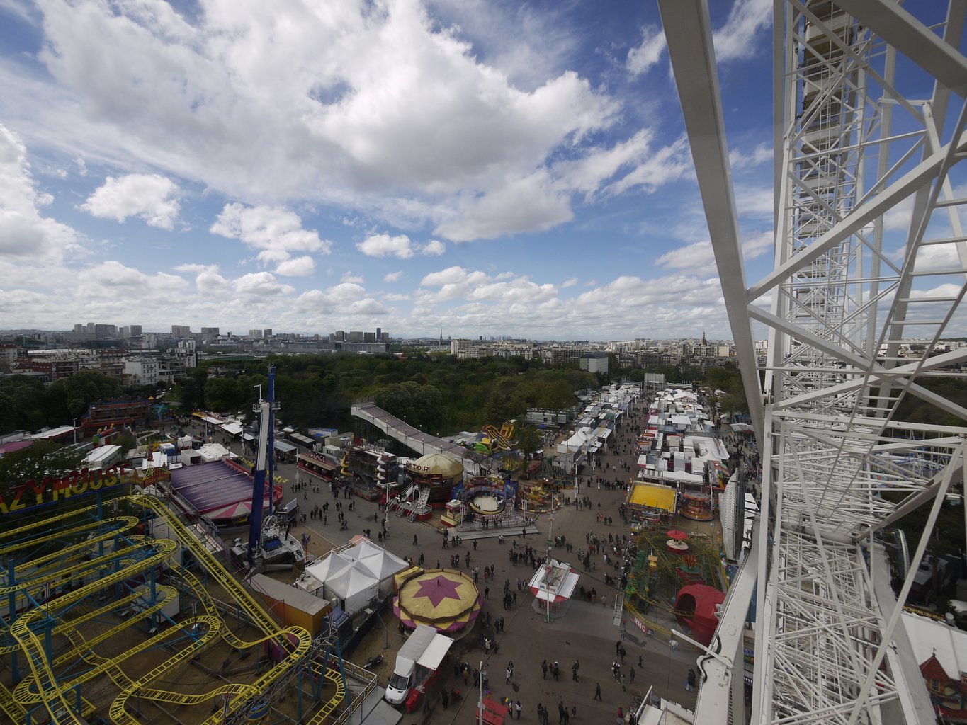 Vue depuis la grande roue à la Foire du Trône.