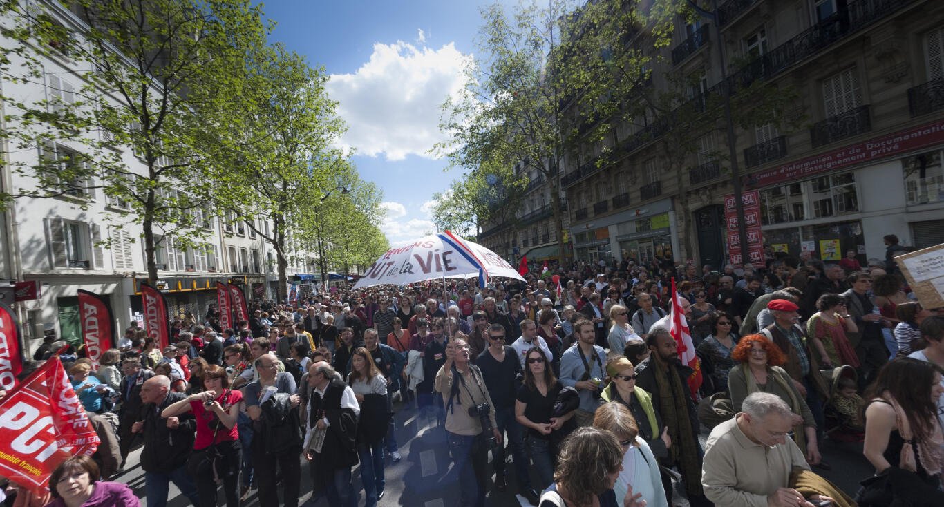 Des manifestations ont lieu dans toute la France le 1er mai. Ici, boulevard St Michel à Paris (5e) en 2012.