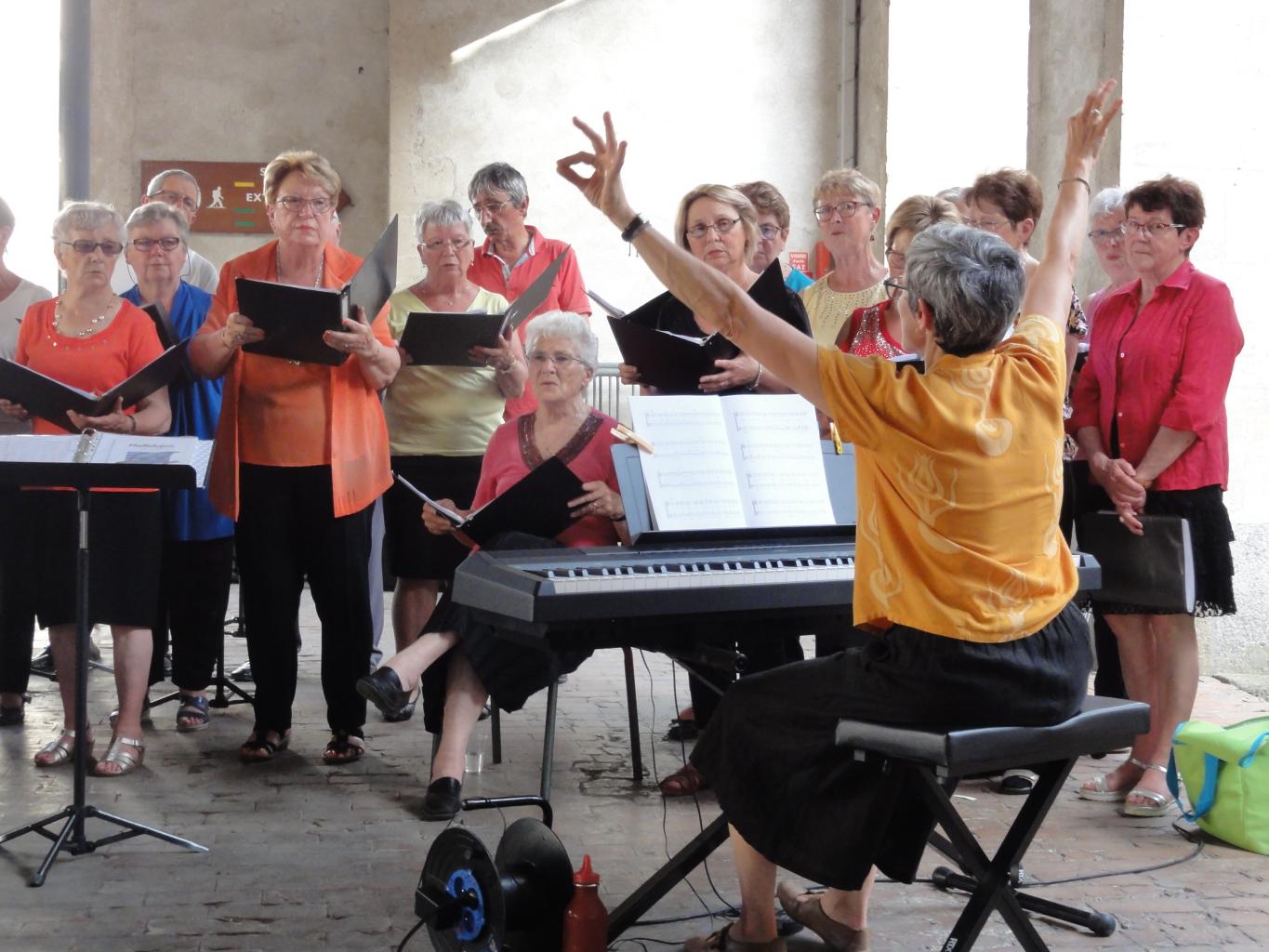Une chorale à l'œuvre.
