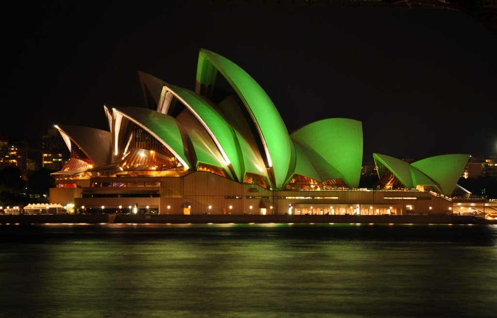 L'opéra de Sydney décoré pour la Saint Patrick