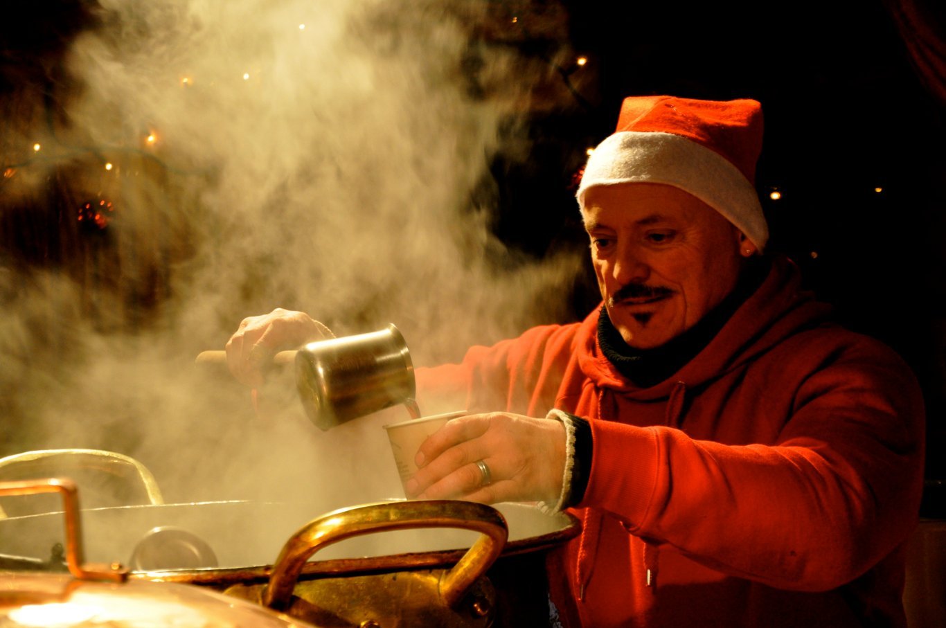 Le glühwein, vin chaud aux épices, est un incontournable.