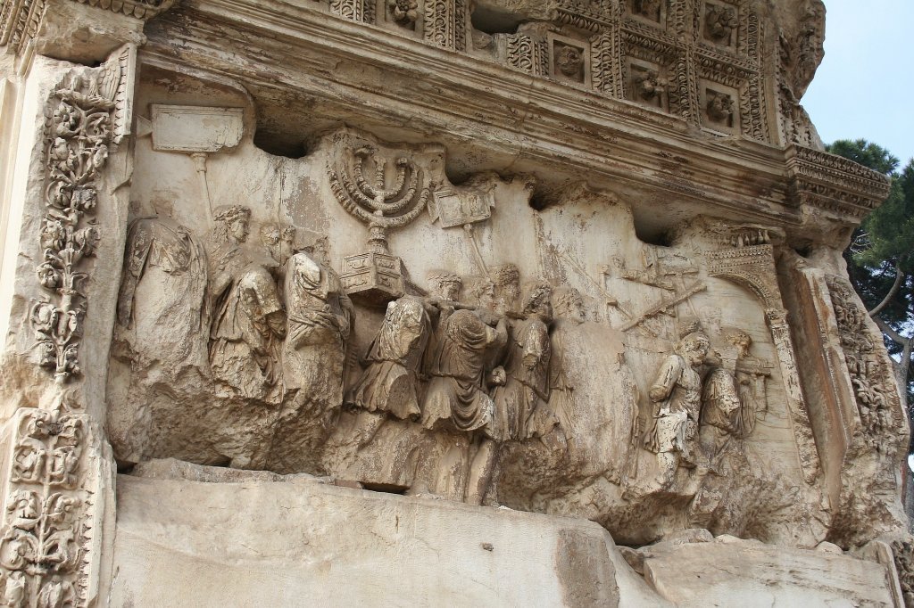 La destruction du second Temple par Titus, fameusement représentée sur l’arc de Titus à Rome, construit par l’empereur pour commémorer sa victoire sur les Judéens